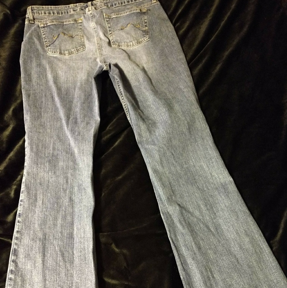 Arizona Jeans